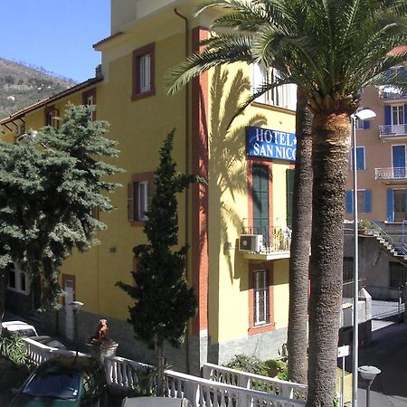 Hotel San Nicola Alassio Bagian luar foto